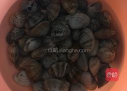 爆炒花蛤的做法图解1