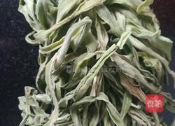 剁椒拌贡菜的做法图解1