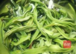 剁椒拌贡菜的做法图解2