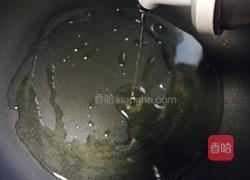 黑啤子姜焖鸭翅的做法图解3