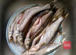 小鱼贴馍的做法图解1