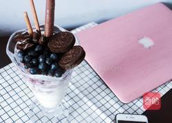 蓝莓奶昔的做法图解3