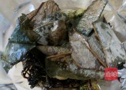 密炼菊花荷叶夏枯草茶的做法图解9