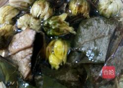 密炼菊花荷叶夏枯草茶的做法图解12