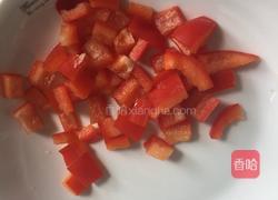 青豆炒红椒的做法图解2