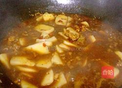 香辣糖醋炒年糕的做法图解4