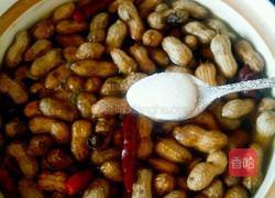 卤花生的做法图解7