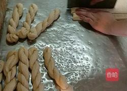 千层酥脆大麻花的做法图解4