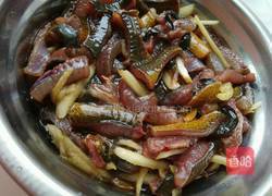 韭菜苔炒黄鳝的做法图解2