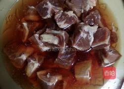 萝卜炖牛腩的做法图解2