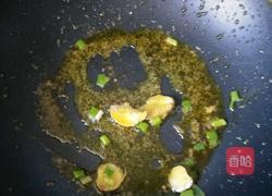 海鲜菇炒肉片的做法图解9