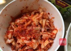 辣白菜炒饭的做法图解2