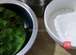 莲子糯米糕的做法图解1