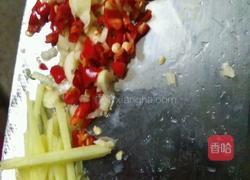 黄豆芽炒葱的做法图解2
