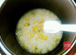 玉米青豆鲜虾粥的做法图解7