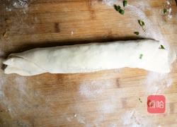 葱末油酥黄金饼的做法图解5