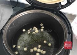 绿豆莲子汤的做法图解2