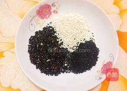 黑米糊的做法图解1