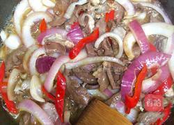 洋葱爆猪心的做法图解6
