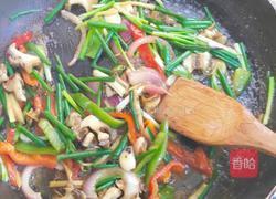 姜葱炒海螺肉的做法图解8