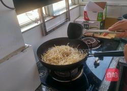 炒绿豆芽的做法图解6