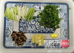 猪杂汤河粉的做法图解1