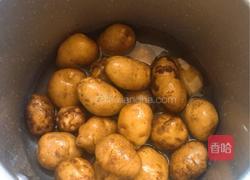 盐巴土豆的做法图解2
