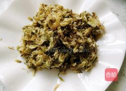 槐花煎鸡蛋的做法图解2