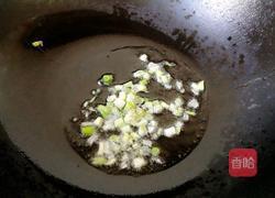 槐花煎鸡蛋的做法图解5