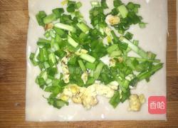 韭菜鸡蛋馅儿小馅饼的做法图解3