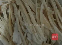 杏鲍菇炒腊肠的做法图解1