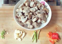 红烧猪肠的做法图解1