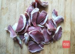 鸭胗炒毛豆的做法图解1