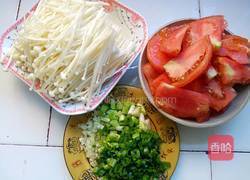 番茄金针菇汤的做法图解3