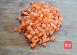 鲜榨胡萝卜汁的做法图解1