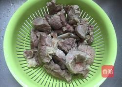 当归牛肉汤的做法图解4