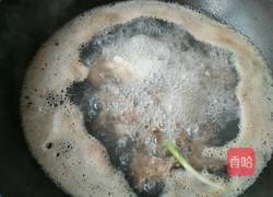 山药木耳排骨汤的做法图解2