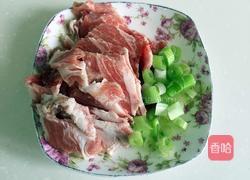 猪肉炖豆角的做法图解2