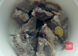 玉米排骨汤的做法图解4