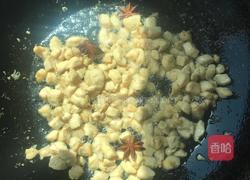 鸡丁大杂烩的做法图解6