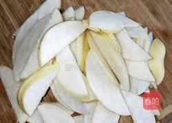 红枣银耳梨汤的做法图解3