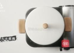 美容养颜气色好 桂花红枣银耳雪梨汤的做法图解6