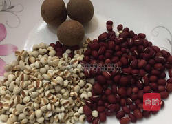 红豆薏米粥的做法图解1
