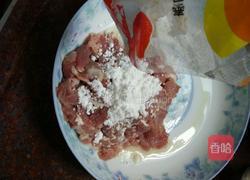 瘦肉炒韭菜花的做法图解1