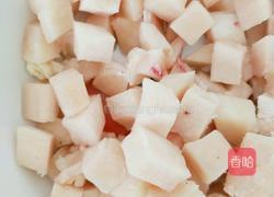 土豆咖喱鸡块方便面的做法图解2