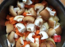 肉枣肠香菇焖饭的做法图解4