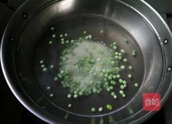 豌豆大米粥的做法图解3
