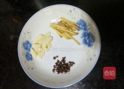 青椒炒猪头肉的做法图解4