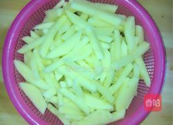 香辣土豆条的做法图解1