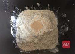 淡奶油全麦土司的做法图解2